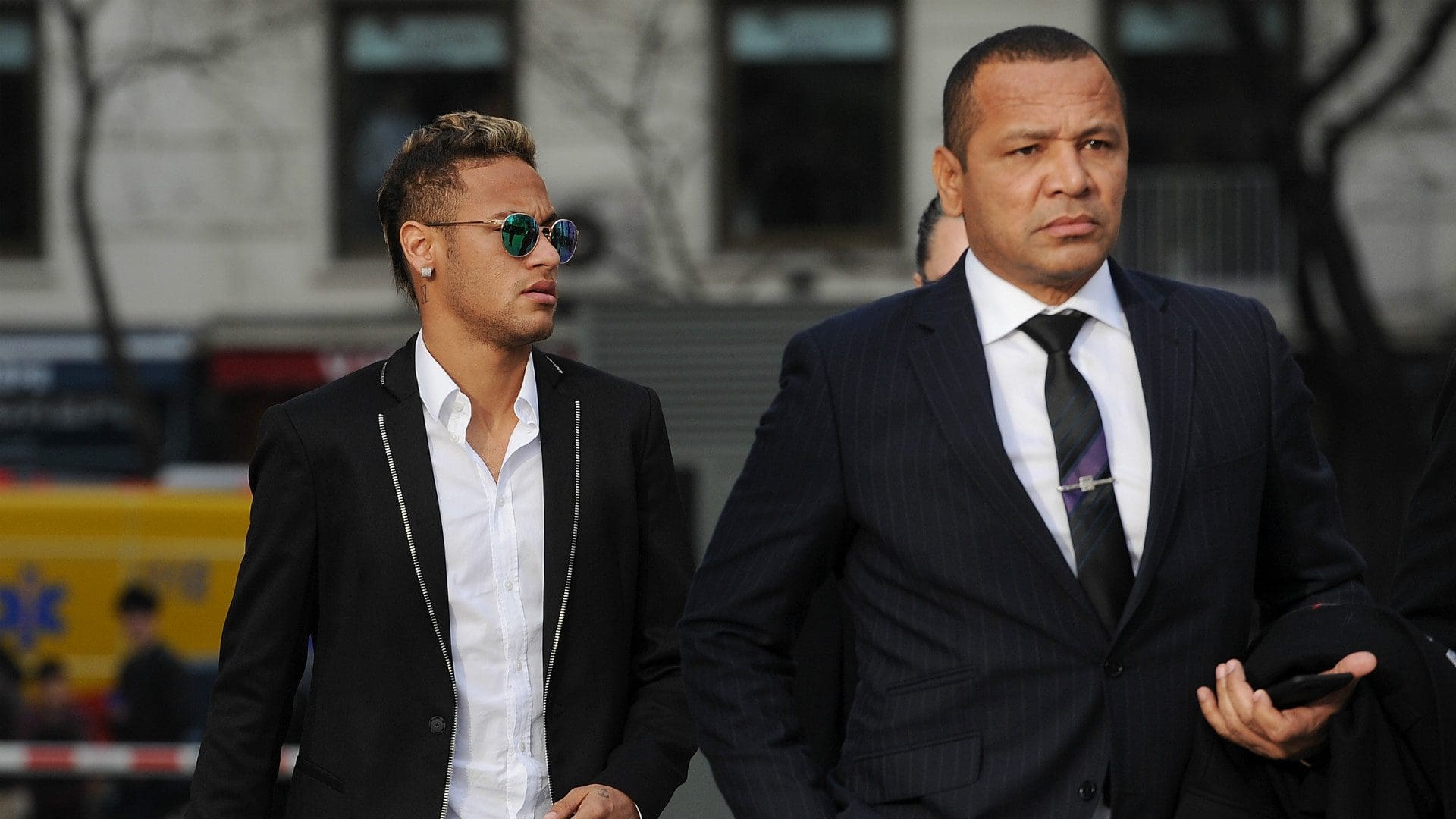 Tribunal de Barcelona pede prisão de Neymar por corrupção