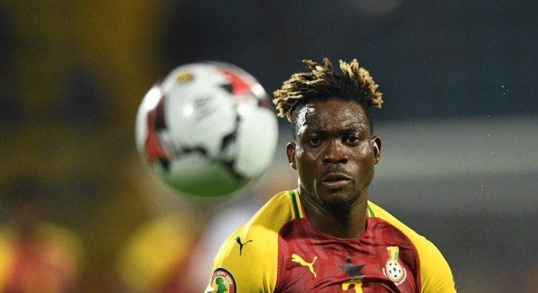 corpo-do-jogador-ganes-christian-atsu-e-encontrado-sob-escombros-12-dias-apos-terremoto-na-turquia