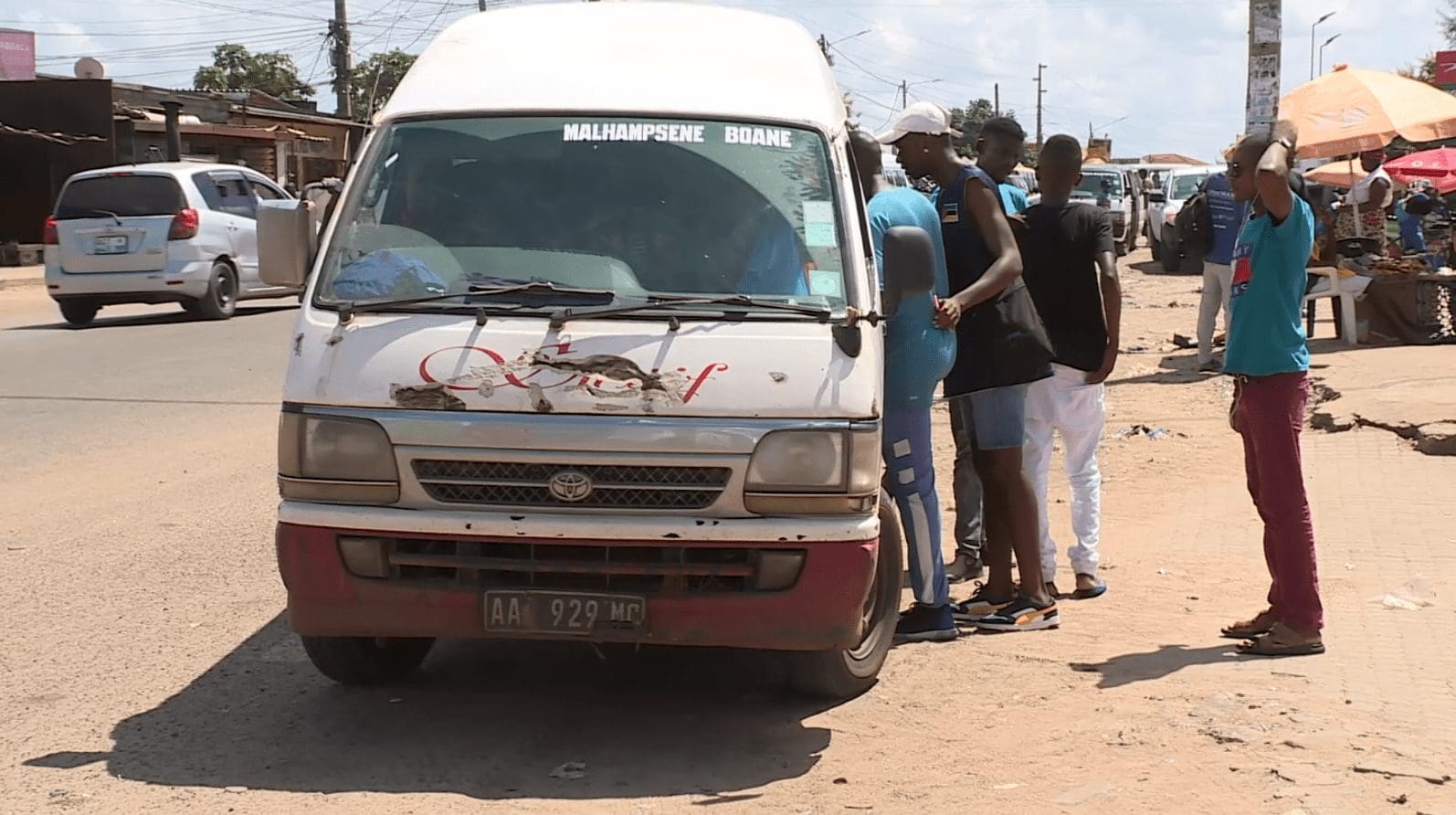 strongoperadores-cobram-100-meticais-no-transporte-para-boane-strong Operadores cobram 100 meticais no transporte para Boane