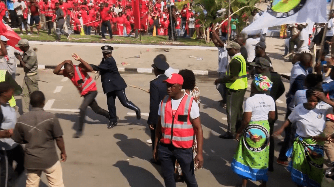 confrontos-entre-frelimo-e-mdm-acendem-receios-sobre-a-campanha-eleitoral-na-beira Confrontos entre Frelimo e MDM acendem receios sobre a campanha eleitoral na Beira