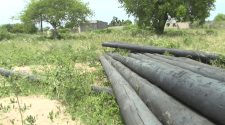 moradores-de-mali-preocupados-com-o-abandono-aparente-de-postes-de-energia-electrica Moradores de Mali preocupados com o abandono aparente de postes de energia eléctrica