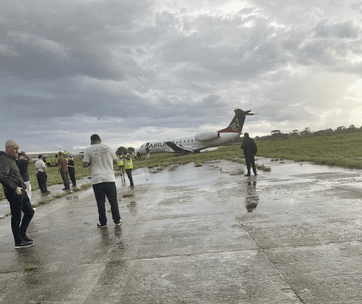 Aeronave proveniente da África do Sul aterra fora pista no aeroporto de Pemba