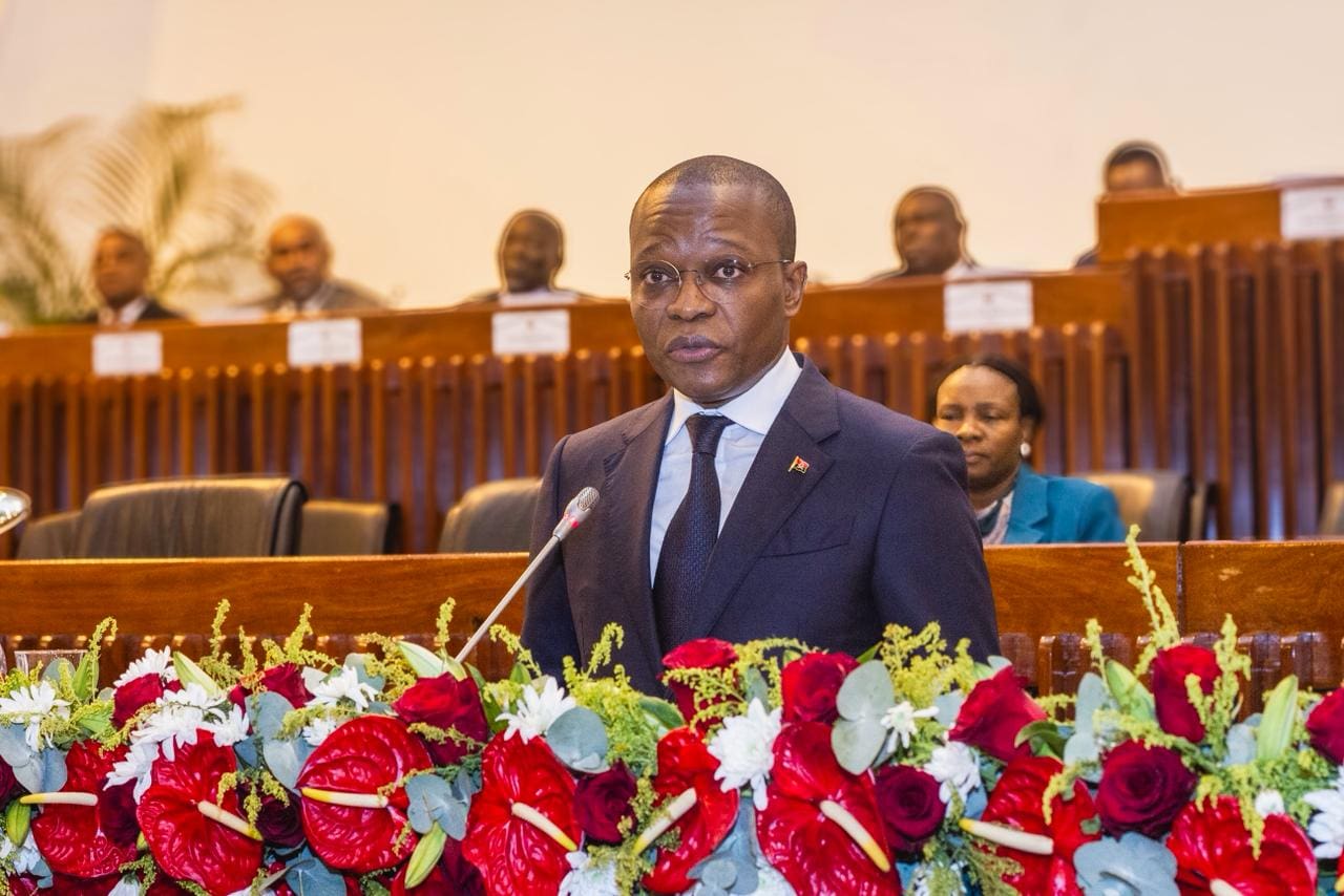 LÍDER DO PARLAMENTO ANGOLANO APOSTA NA LIDERANÇA DE MOÇAMBIQUE PARA IMPULSIONAR MOBILIDADE NA CPLP 