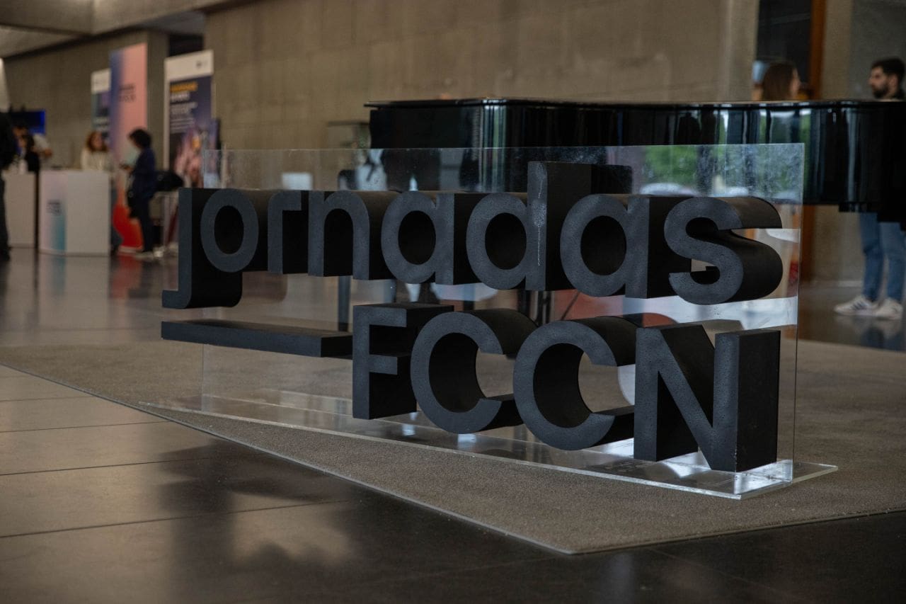 Moçambique reforça rede de internet para universidades na 17.ª Jornada da FCCN em Portugal 