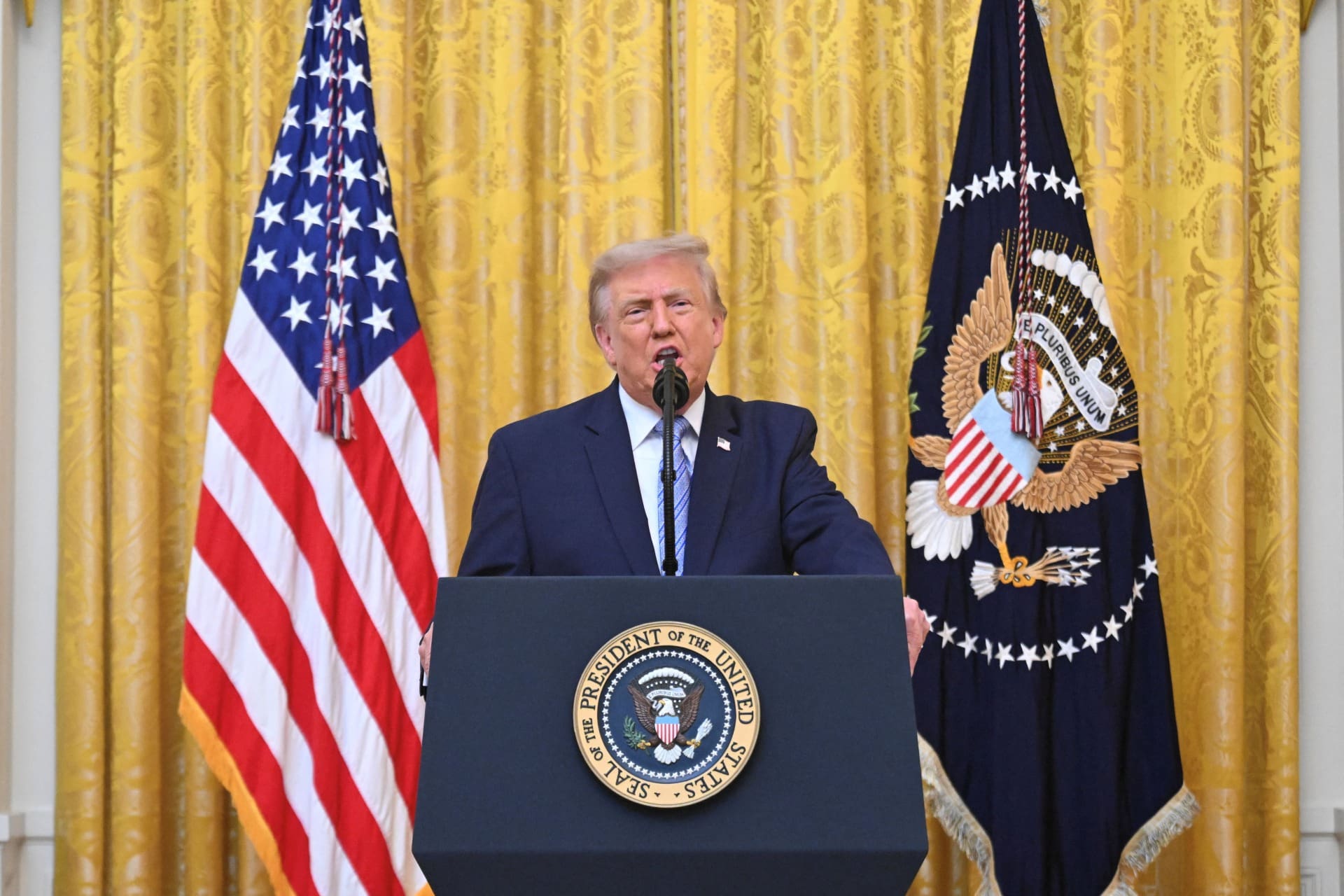 2026-07-17T015355Z_1216896121_RC2DFMAD2JV9_RTRMADP_3_USA-TRUMP